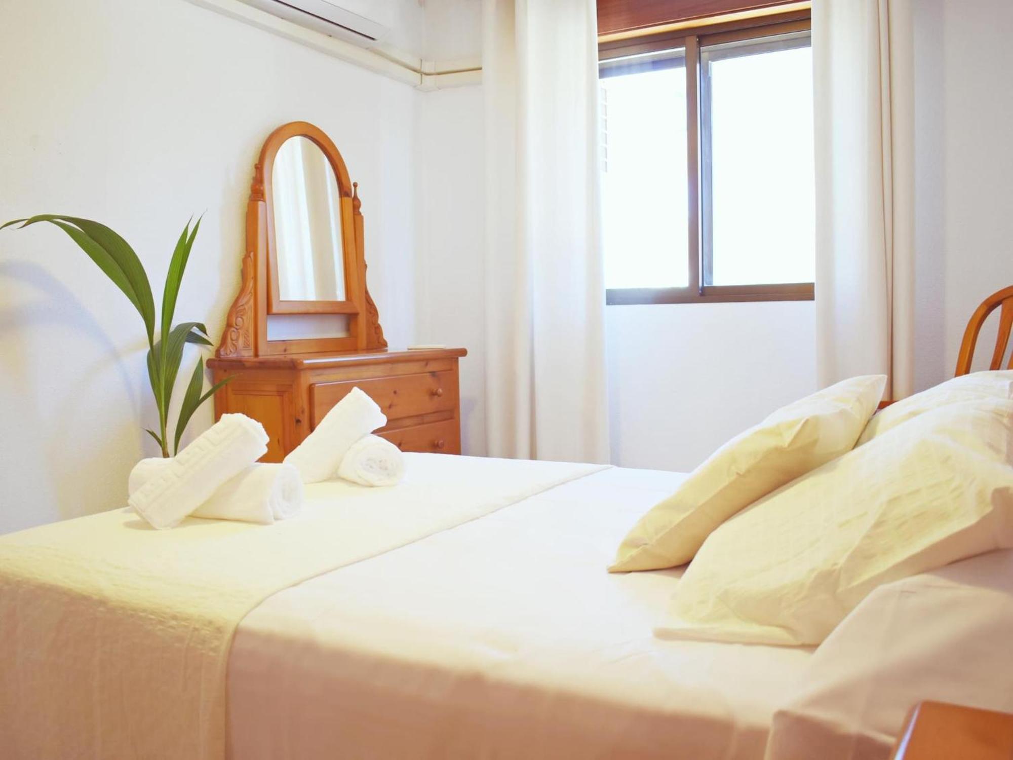 Amplio Y Luminoso Apartamento Cerca Del Centro Y La Playa Con Piscina Y Parking Privado Málaga Eksteriør bilde