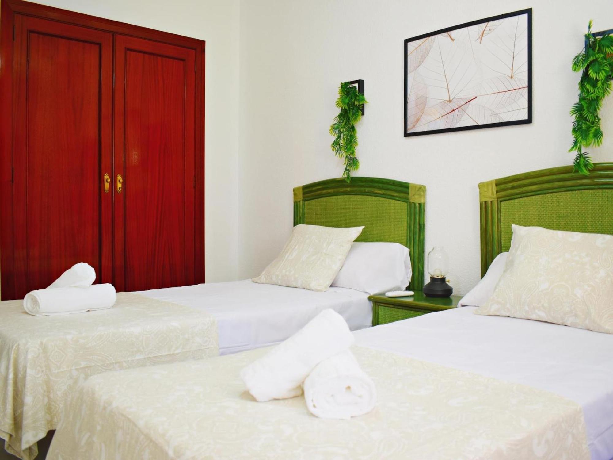 Amplio Y Luminoso Apartamento Cerca Del Centro Y La Playa Con Piscina Y Parking Privado Málaga Eksteriør bilde