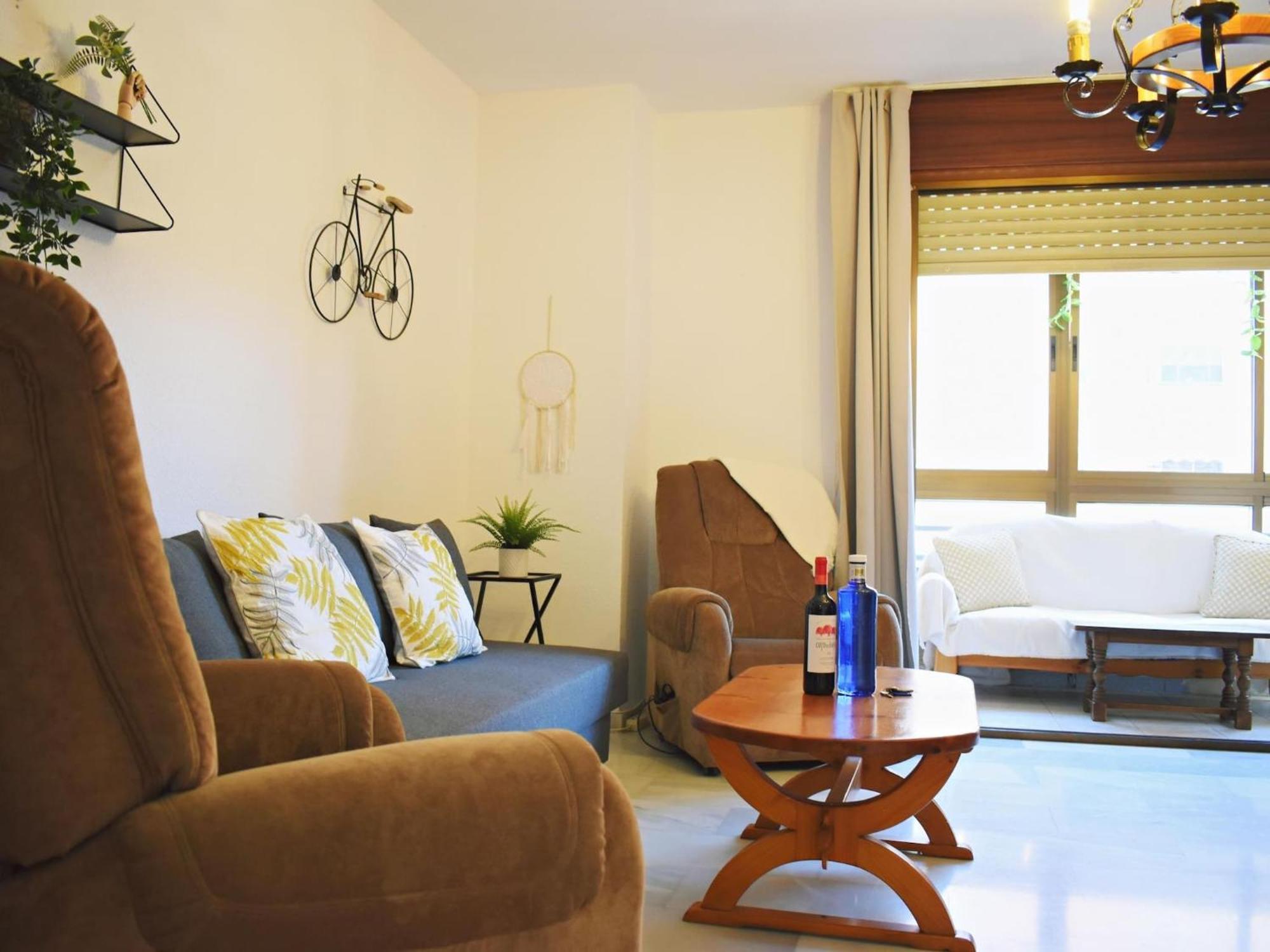 Amplio Y Luminoso Apartamento Cerca Del Centro Y La Playa Con Piscina Y Parking Privado Málaga Eksteriør bilde