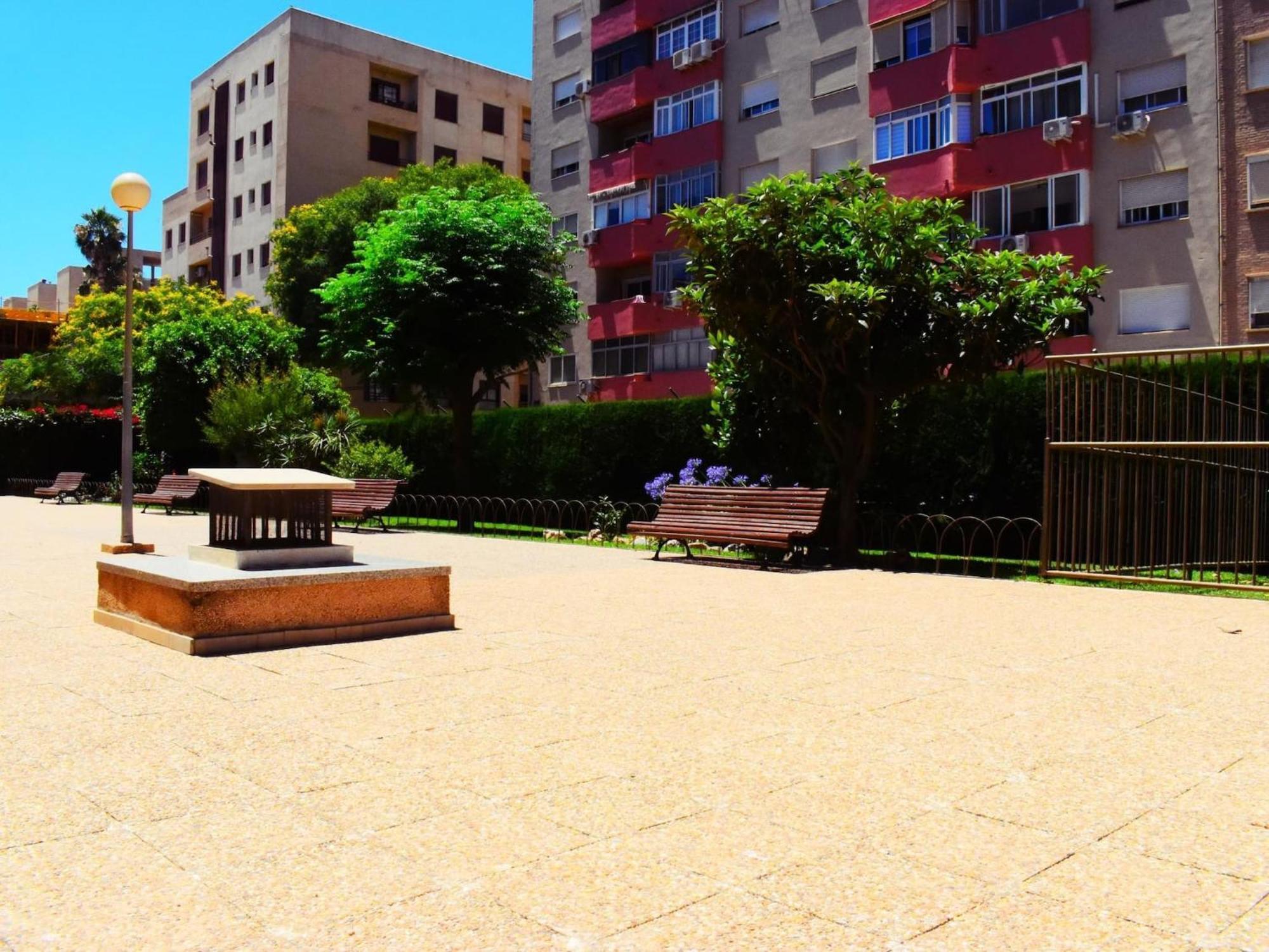 Amplio Y Luminoso Apartamento Cerca Del Centro Y La Playa Con Piscina Y Parking Privado Málaga Eksteriør bilde